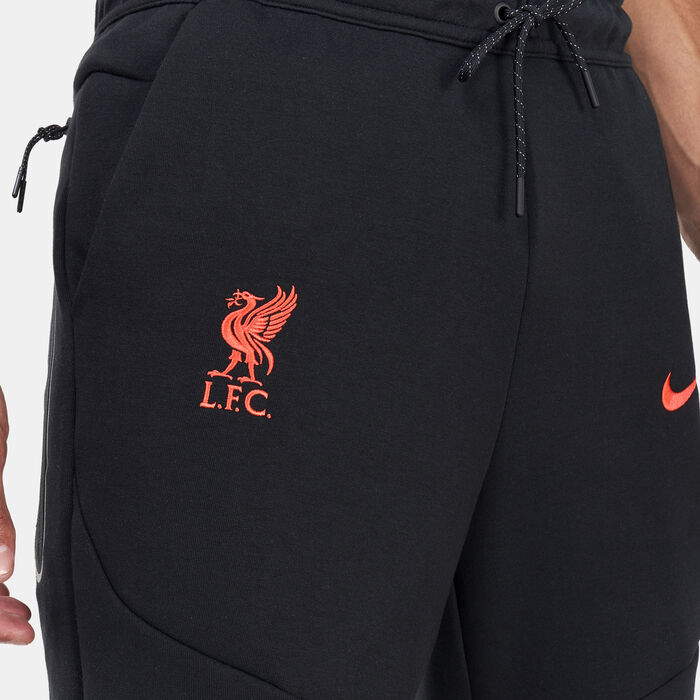 Nike Men's Sportswear Liverpool F.C. Away Tech Fleece Joggers Black Nike Men's Sportswear Liverpool F.C. Away Tech Fleece Joggers Black image number 3