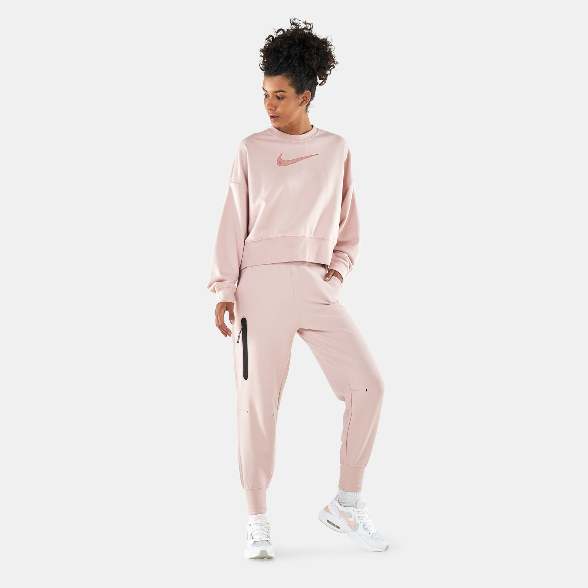 Pink nike cropped sweatshirt new arrivals