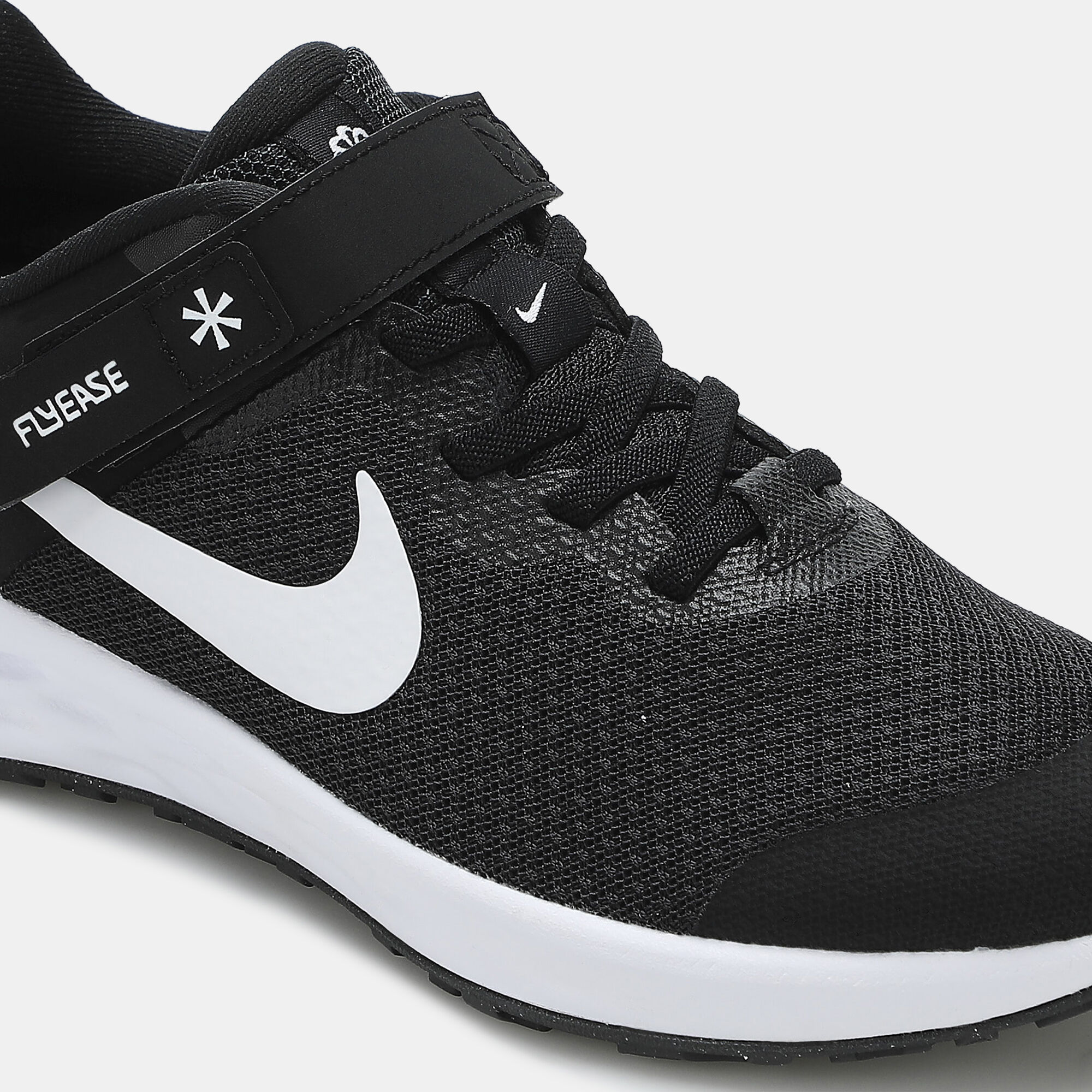 Kids nike downshifter 9 top
