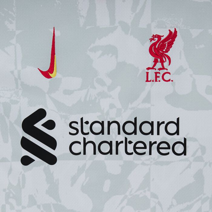 Nike Kids' Liverpool 24/25 Stadium Third Replica Football Jersey White Nike Kids' Liverpool 24/25 Stadium Third Replica Football Jersey White image number 2