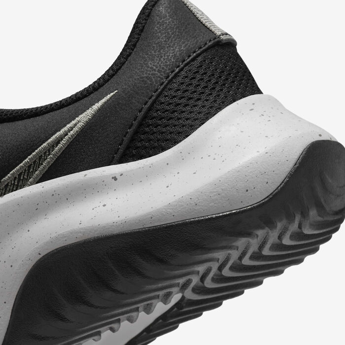 Nike Men's Legend Essential 3 Next Nature Training Shoe Black Nike Men's Legend Essential 3 Next Nature Training Shoe Black image number 7