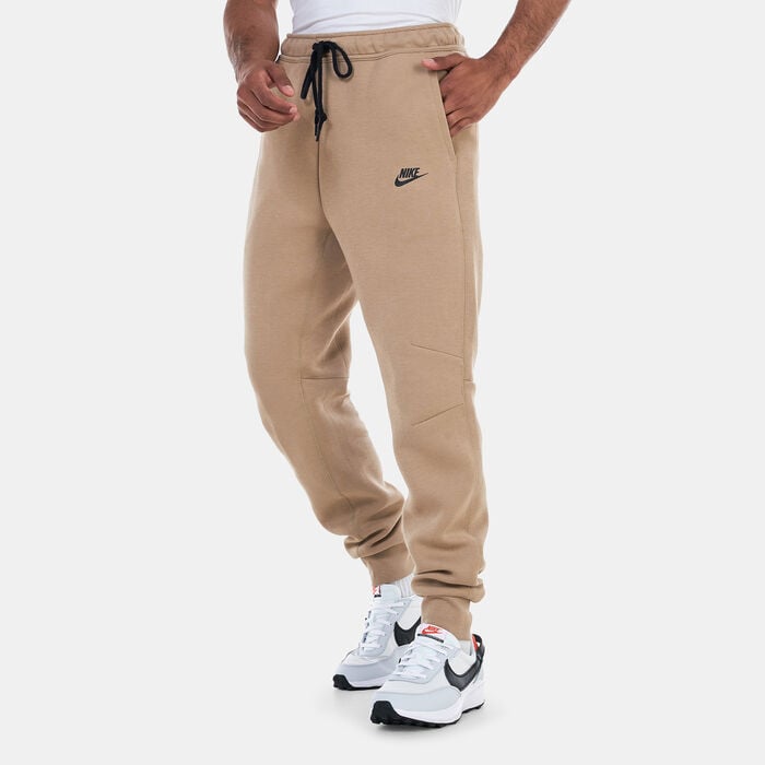 Buy Nike Men's Sportswear Tech Fleece Joggers Beige in KSA -SSS