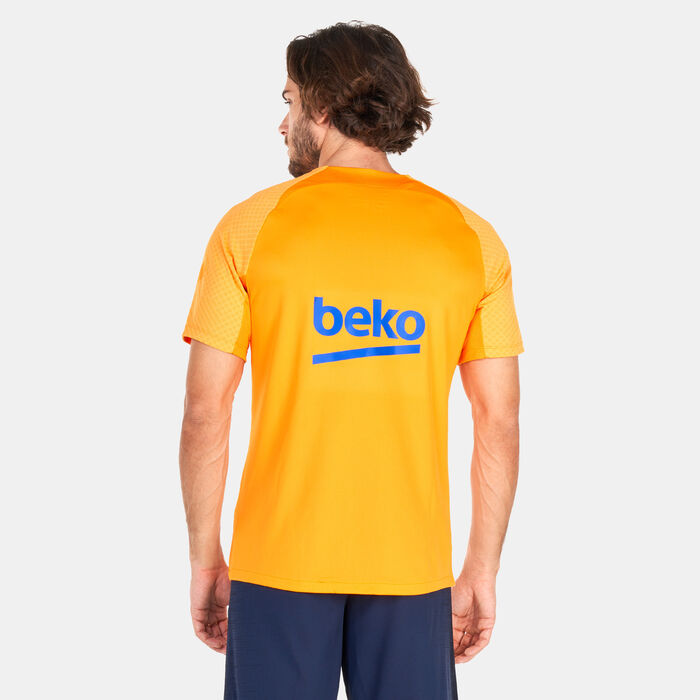 Nike Men's F.C. Barcelona Dri-FIT Strike T-Shirt Orange Nike Men's F.C. Barcelona Dri-FIT Strike T-Shirt Orange image number 1
