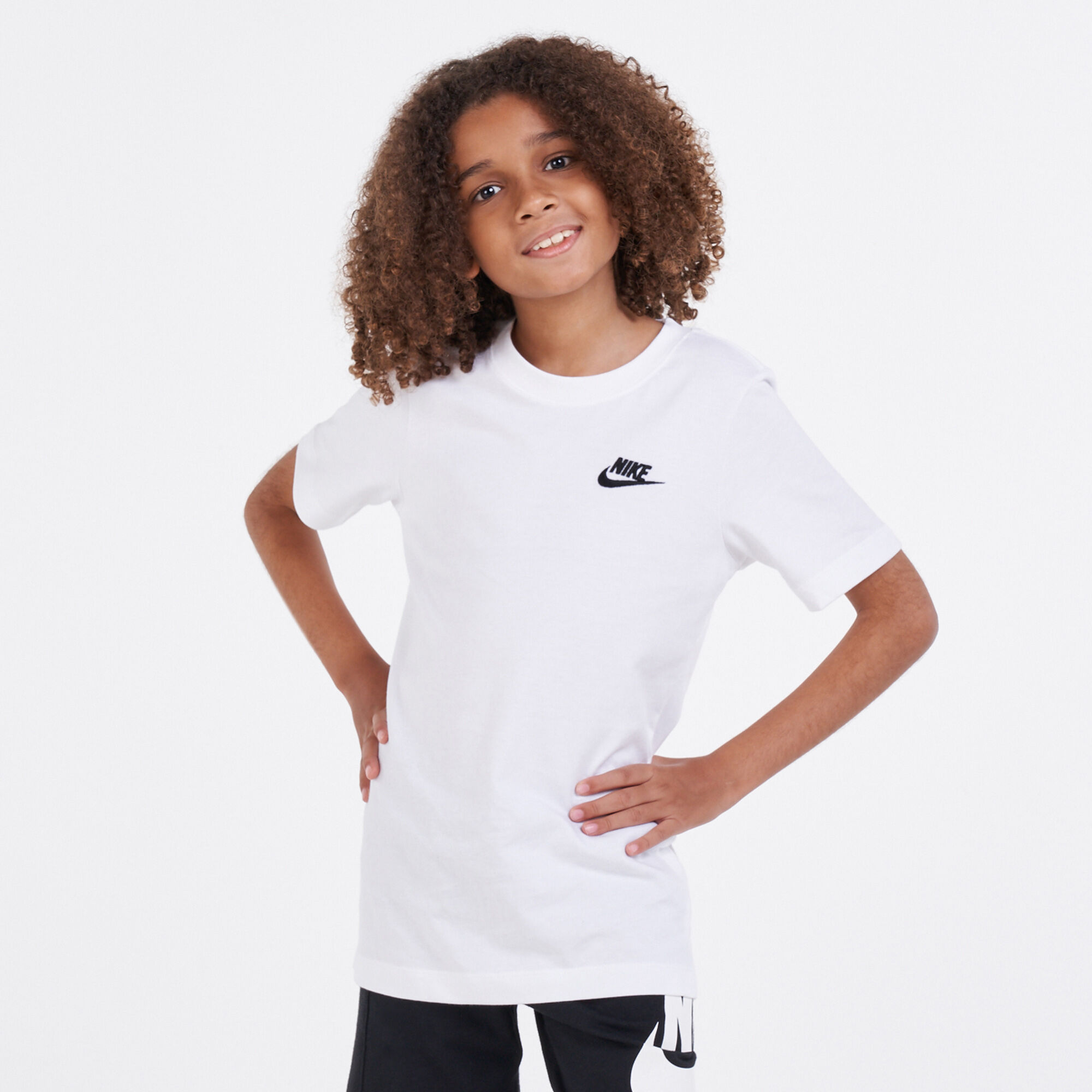 Girls white nike top store