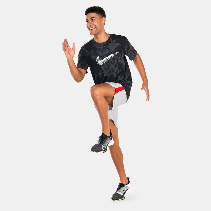 Nike Men's Dri-FIT Challenger 9-Inch Unlined Graphic Shorts Grey Nike Men's Dri-FIT Challenger 9-Inch Unlined Graphic Shorts Grey image number 2