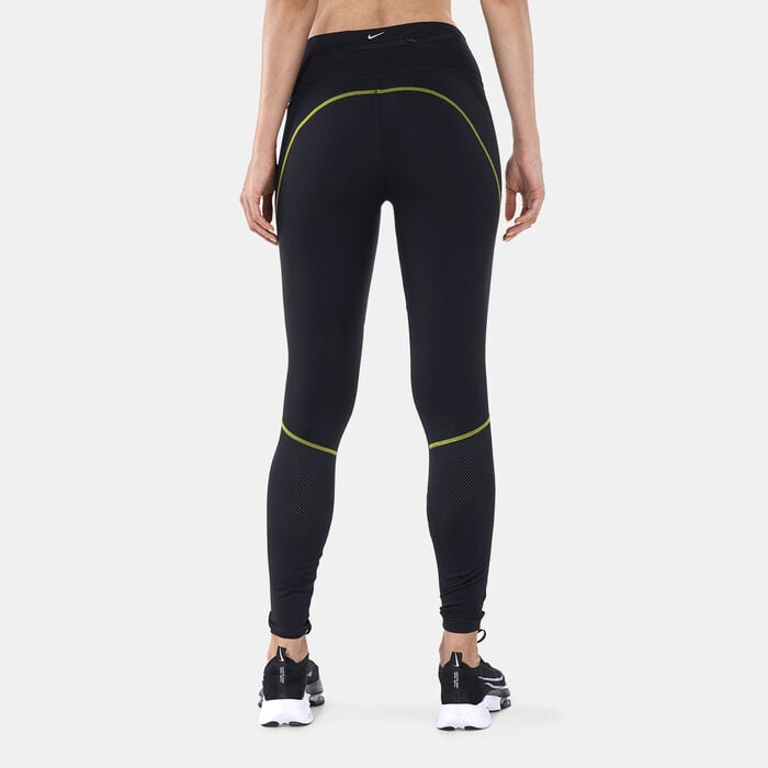 Nike Women's Dri-FIT Icon Clash Leggings Black Nike Women's Dri-FIT Icon Clash Leggings Black image number 1