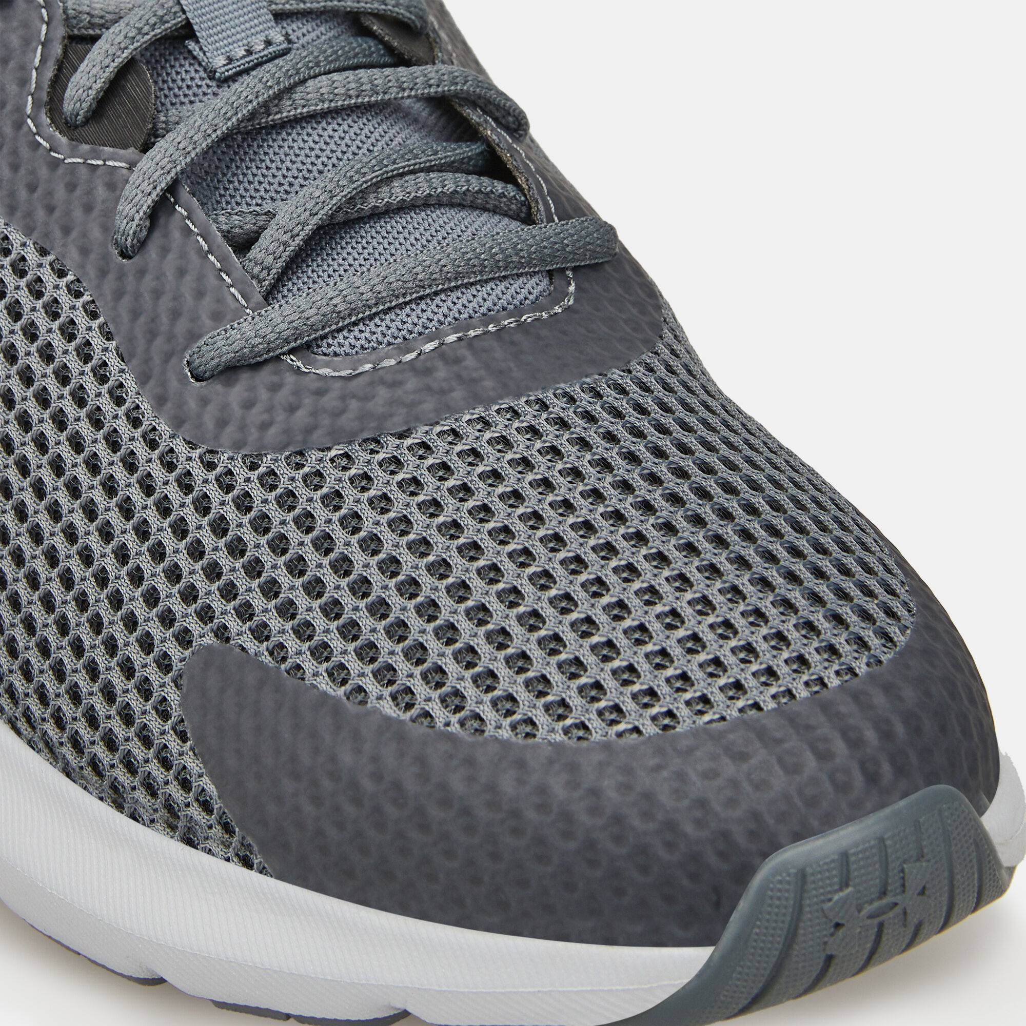 Ua surge running shoes deals