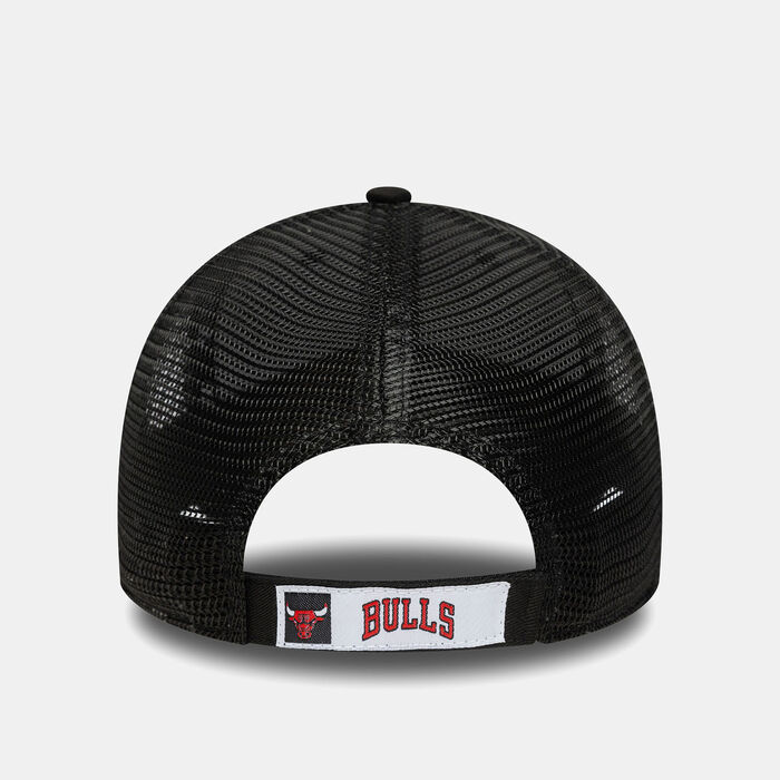 New Era Men's NBA Chicago Bulls 9FORTY Trucker Cap Black image number 3