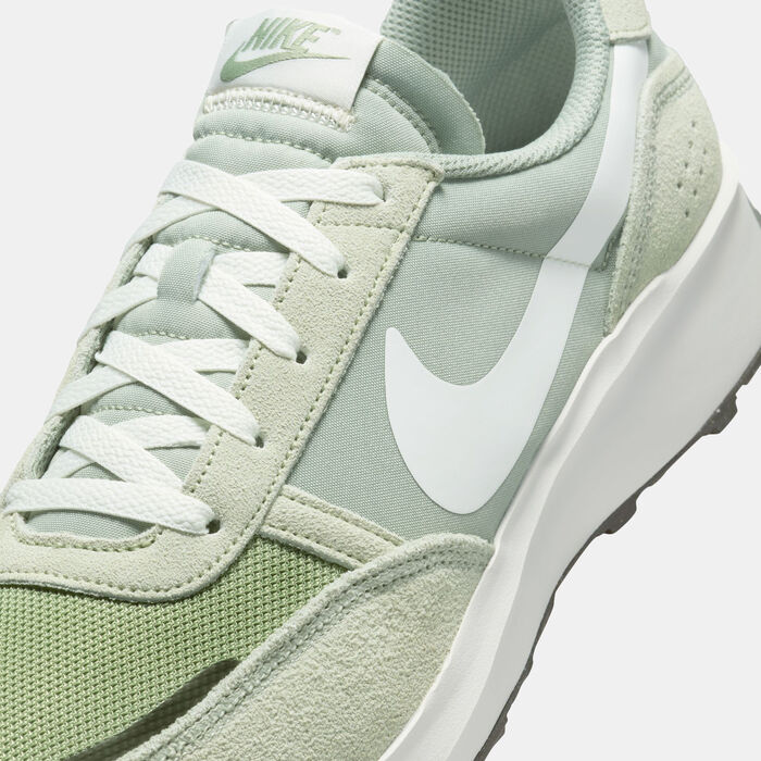 Nike Men's Waffle Debut Shoes Green Nike Men's Waffle Debut Shoes Green image number 4
