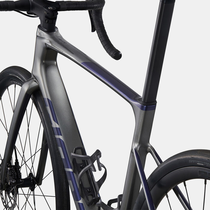 Giant Defy Advanced 1 Road Bike Multi-Color Giant Defy Advanced 1 Road Bike Multi-Color image number 7