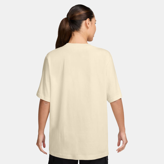 Nike Women's Sportswear T-Shirt Ivory Nike Women's Sportswear T-Shirt Ivory image number 1