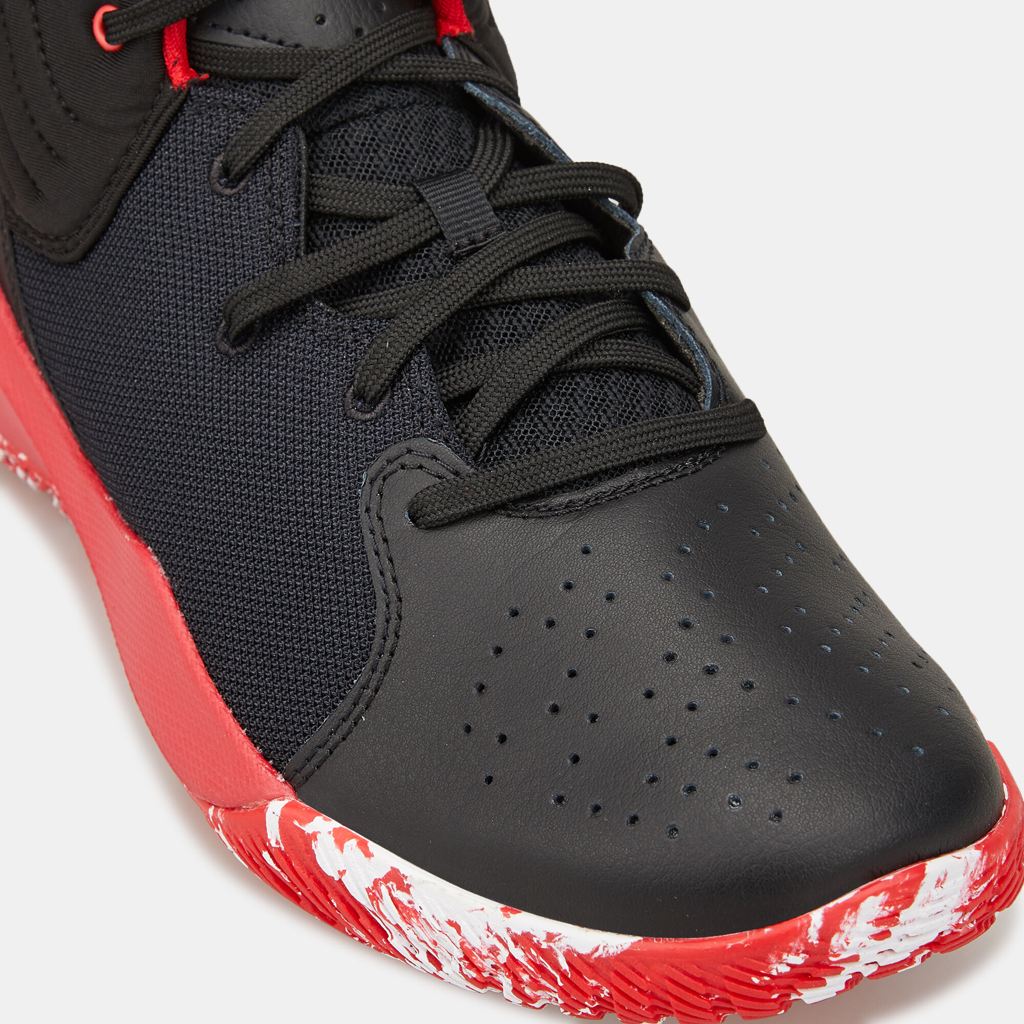 Buy Under Armour Unisex UA Jet '21 Basketball Shoe Black in KSA SSS