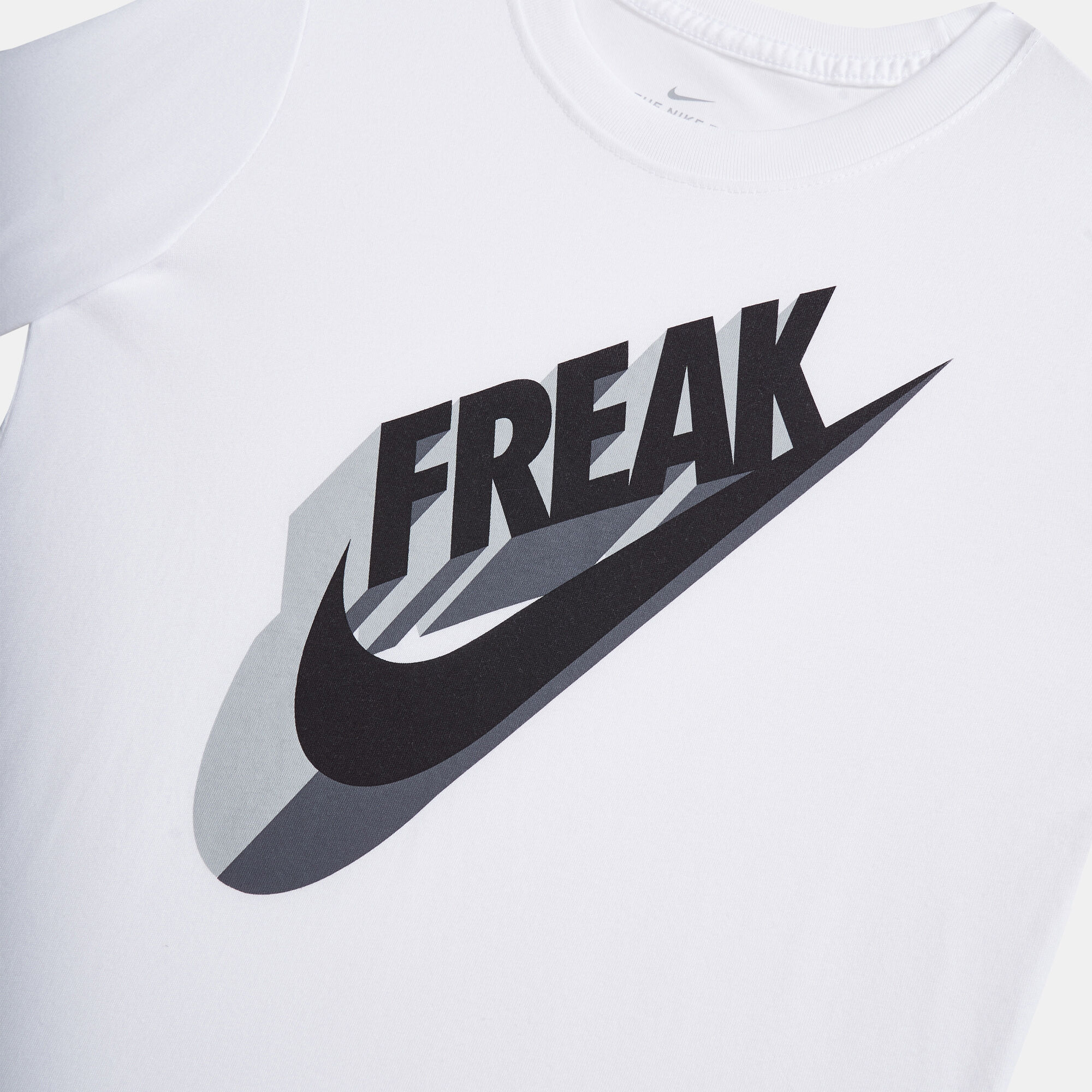 Nike freak shirt youth store