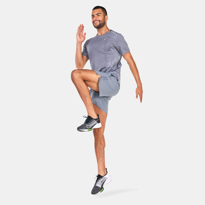 Nike Men's Challenger Dri-FIT Running Shorts Grey Nike Men's Challenger Dri-FIT Running Shorts Grey image number 2