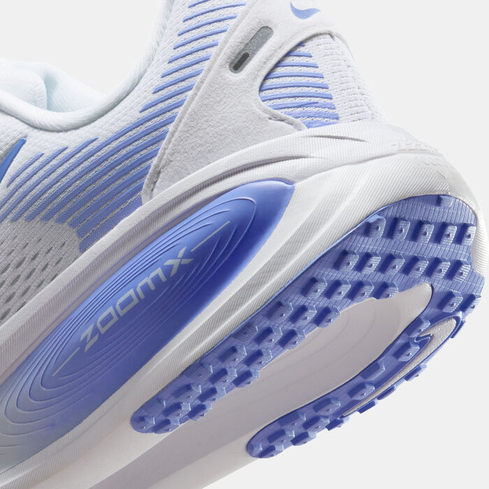 Nike Women's Vomero 18 Road Running Shoes White Nike Women's Vomero 18 Road Running Shoes White image number 5