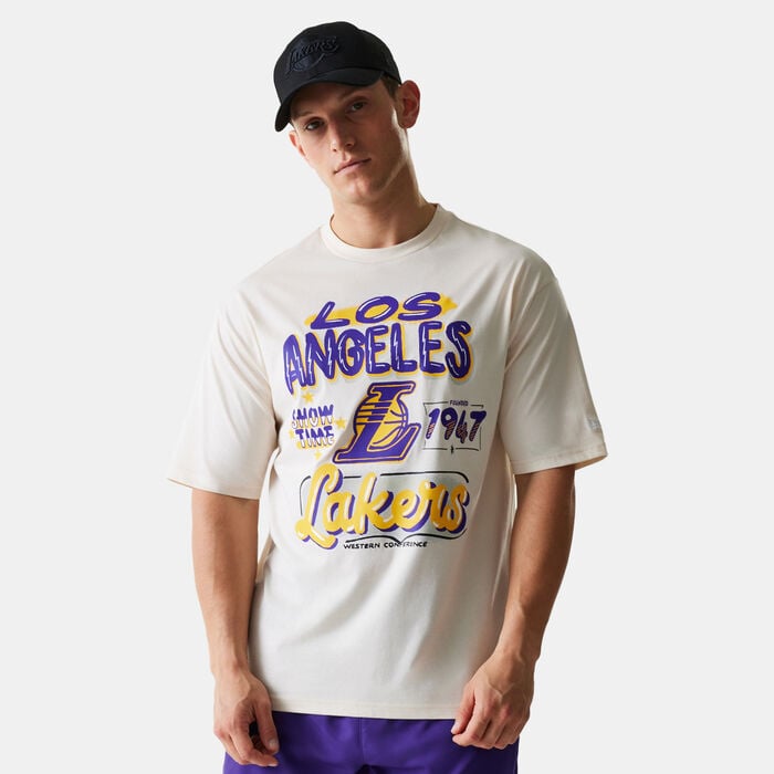 New Era Men's NBA Los Angeles Lakers Graphic T-Shirt Beige New Era Men's NBA Los Angeles Lakers Graphic T-Shirt Beige image number 0