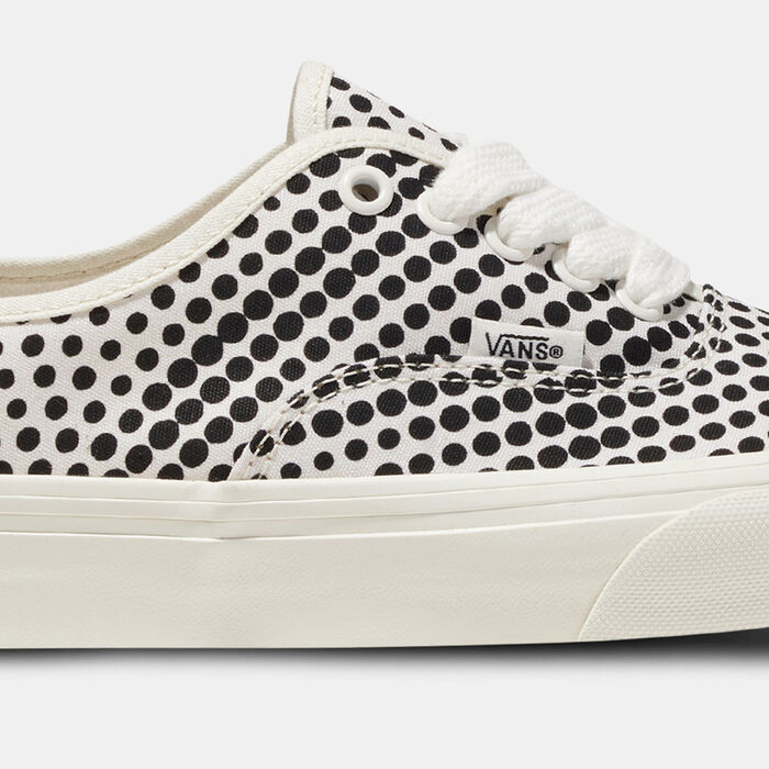 Vans Authentic Unisex Shoes Black Vans Authentic Unisex Shoes Black image number 3