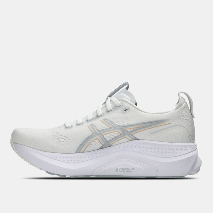 ASICS Women's GEL-KAYANO 32 Running Shoes White ASICS Women's GEL-KAYANO 32 Running Shoes White image number 2