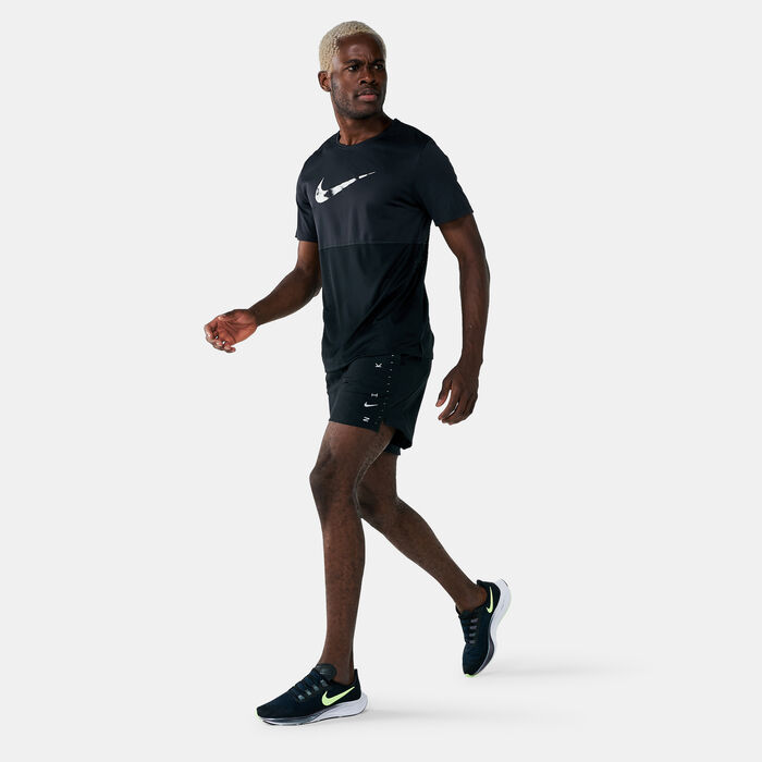 Nike Men's Dri-FIT Wild Run T-Shirt Grey Nike Men's Dri-FIT Wild Run T-Shirt Grey image number 2