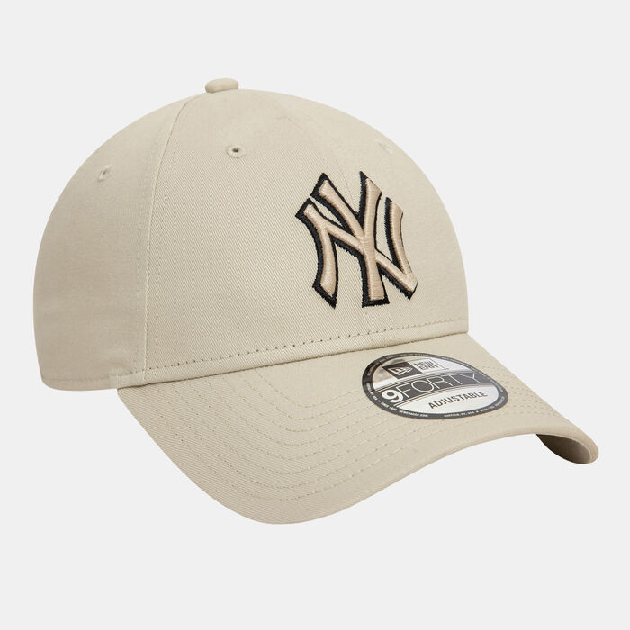 New Era Men's MLB New York Yankees Team Outline 9FORTY Cap Beige New Era Men's MLB New York Yankees Team Outline 9FORTY Cap Beige image number 3