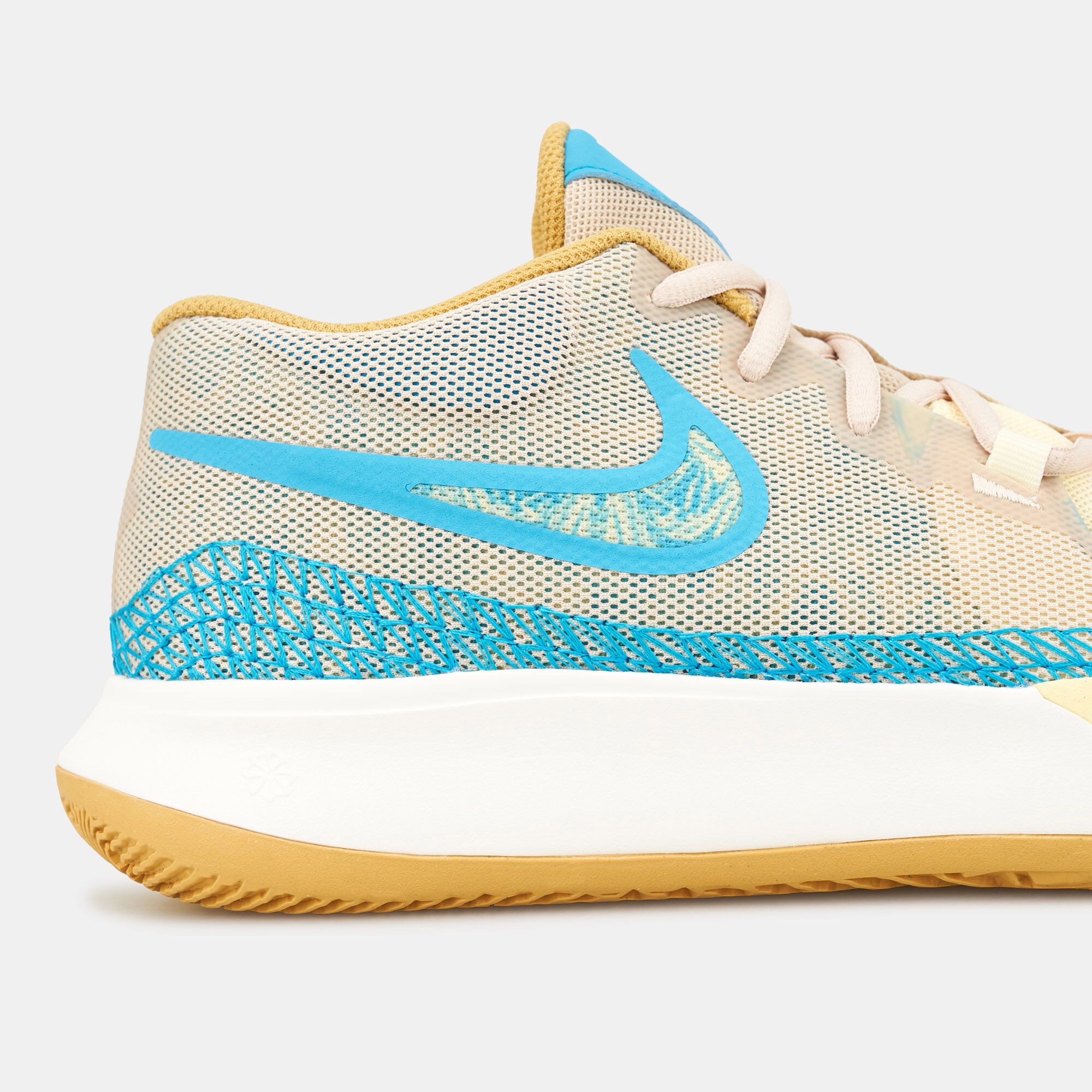 Kyrie flytrap basketball sneakers outlet