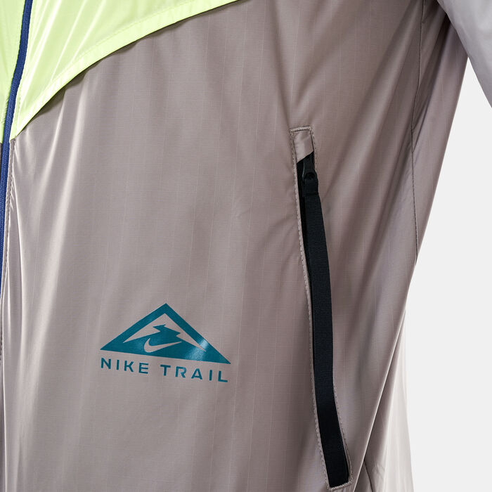 Nike Men's Windrunner Trail Jacket yellow Nike Men's Windrunner Trail Jacket yellow image number 3