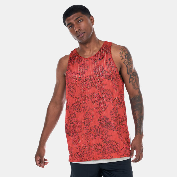 Nike Men's Dri-FIT Standard Issue Reversible Basketball Jersey Red image number 0