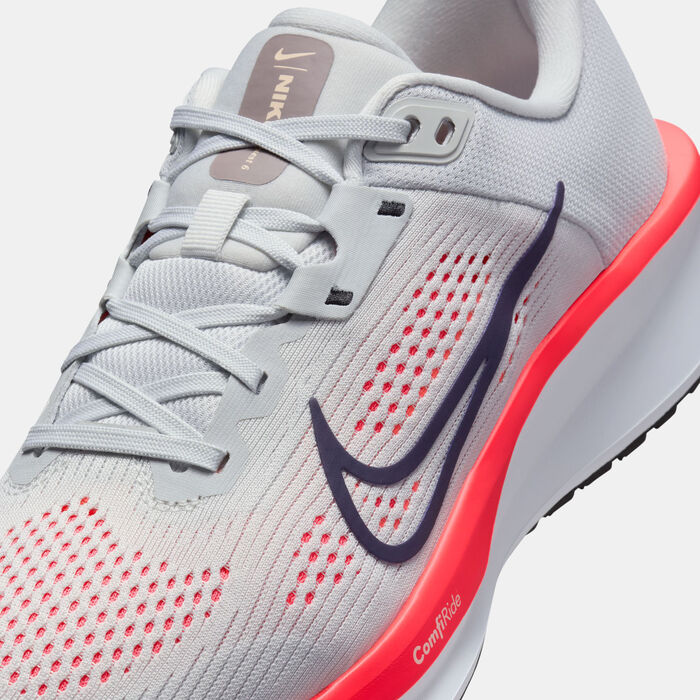 Nike Women's Quest 6 Road Running Shoes Ivory Nike Women's Quest 6 Road Running Shoes Ivory image number 4