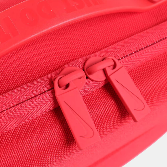 Nike Kids' Futura Hard-Liner Lunch Bag Red Nike Kids' Futura Hard-Liner Lunch Bag Red image number 4