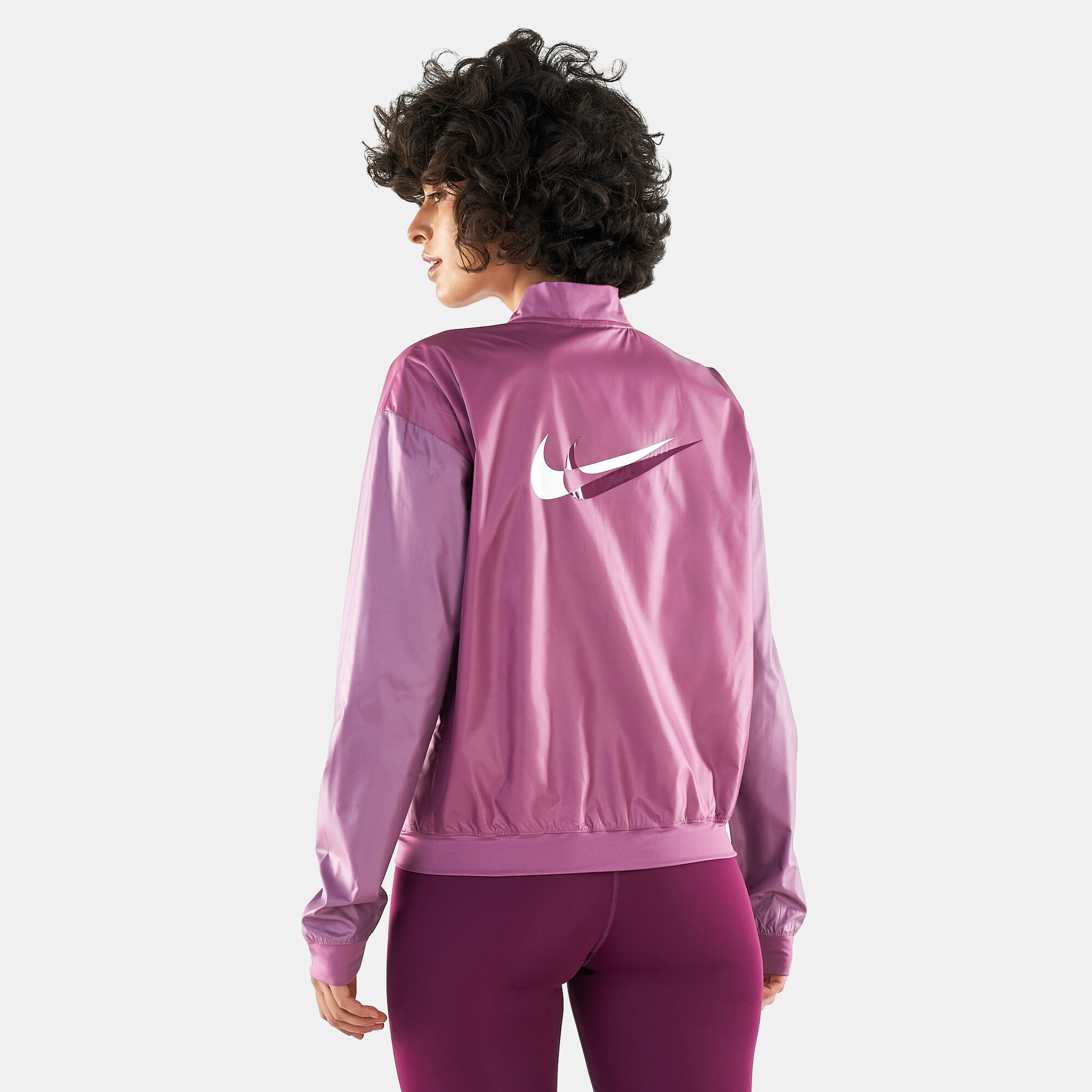 Nike swoosh hotsell run jacket