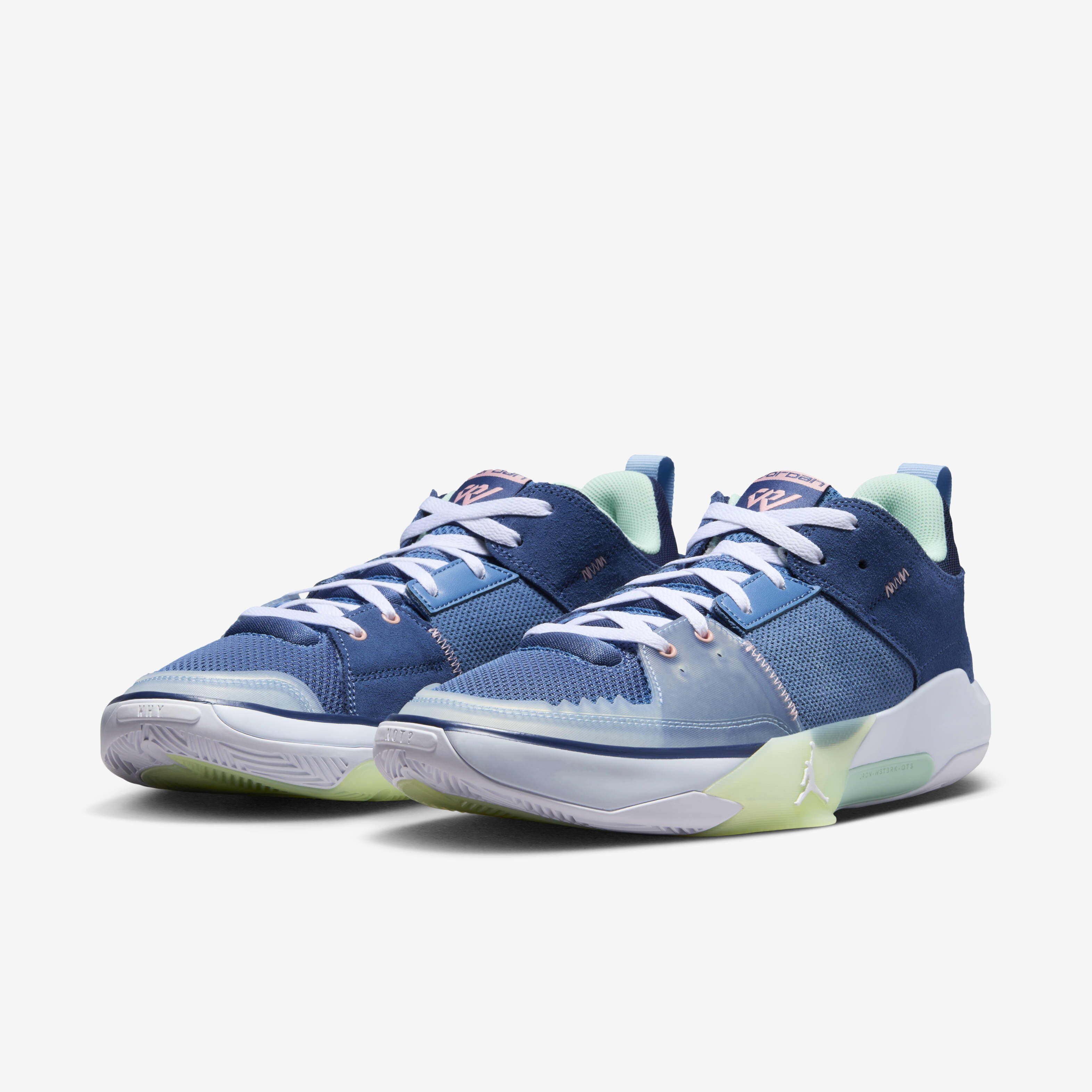 Number one basketball shoes store