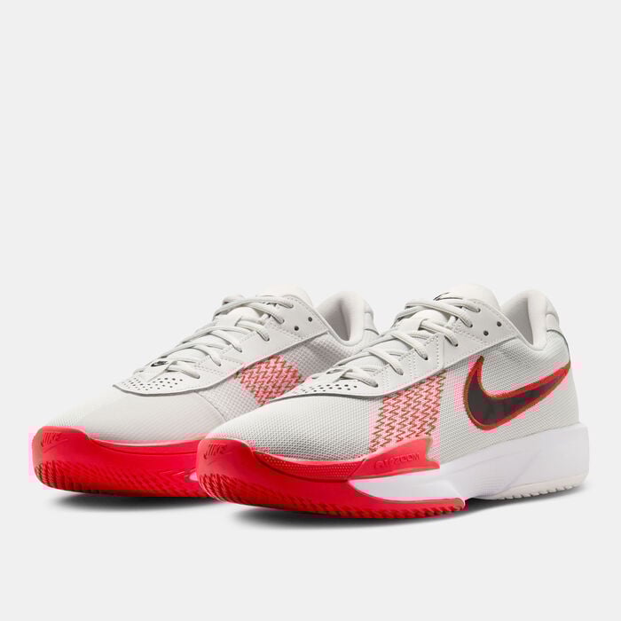 Nike Men's G.T. Cut Academy Basketball Shoes White Nike Men's G.T. Cut Academy Basketball Shoes White image number 1