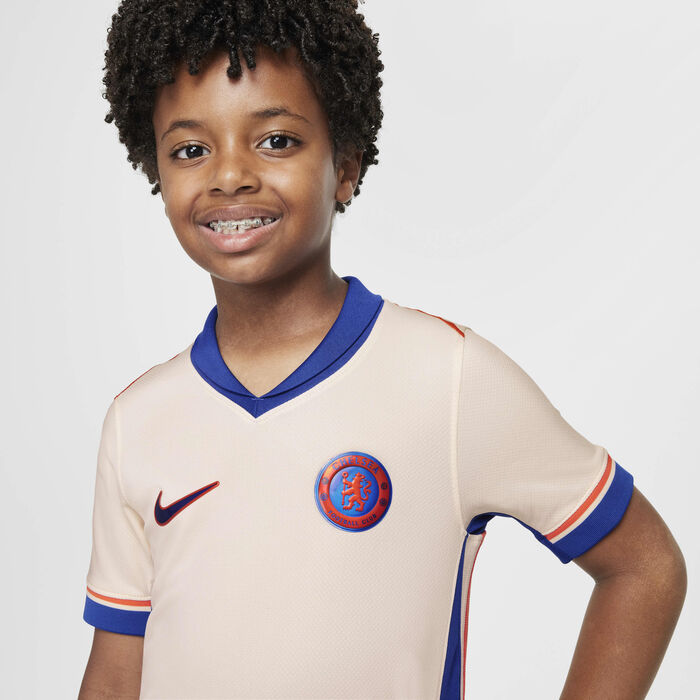 Nike Kids' Chelsea F.C. 2024/25 Stadium Away Dri-FIT Football Replica Shirt Peach Nike Kids' Chelsea F.C. 2024/25 Stadium Away Dri-FIT Football Replica Shirt Peach image number 2