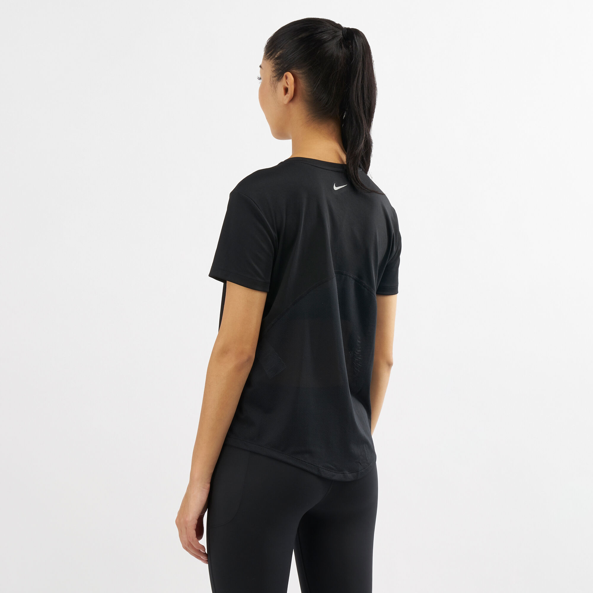 Buy Nike Women s Miler Running T Shirt Black in KSA SSS