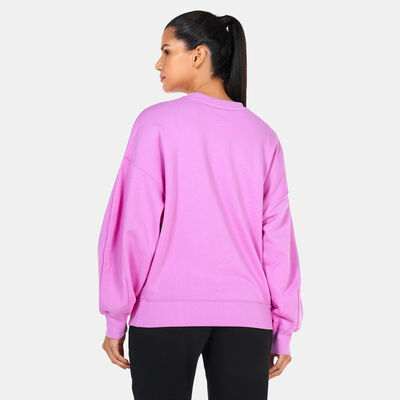 PUMA Women's Classics Oversized Crewneck Sweatshirt Purple PUMA Women's Classics Oversized Crewneck Sweatshirt Purple