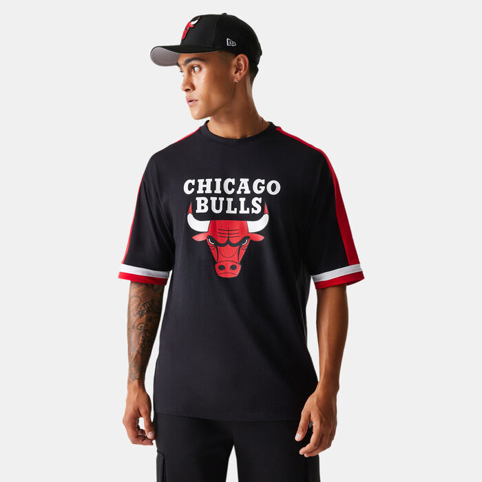 New Era Men's NBA Chicago Bulls Panel T-Shirt Black New Era Men's NBA Chicago Bulls Panel T-Shirt Black image number 0