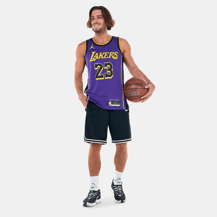 Jordan Men's NBA Los Angeles Lakers Statement Edition Swingman Basketball Jersey Purple Jordan Men's NBA Los Angeles Lakers Statement Edition Swingman Basketball Jersey Purple image number 2