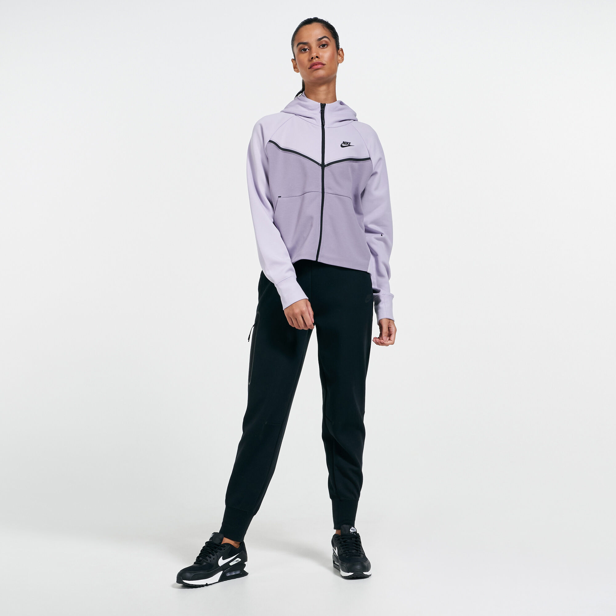 Nike women's hotsell windrunner sale