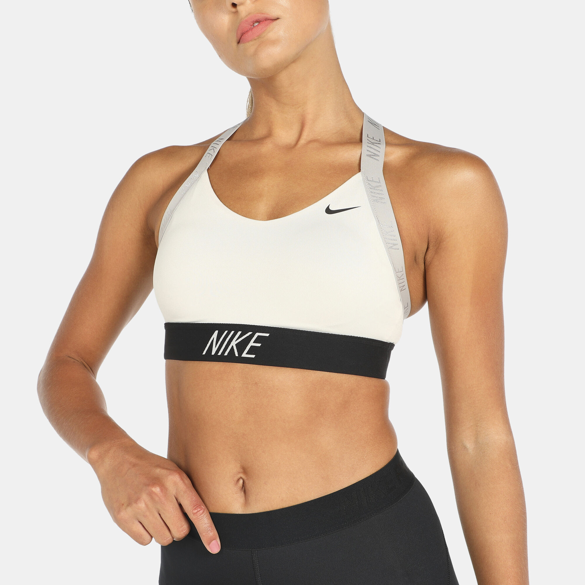 Nike pro indy logo back hotsell sports bra