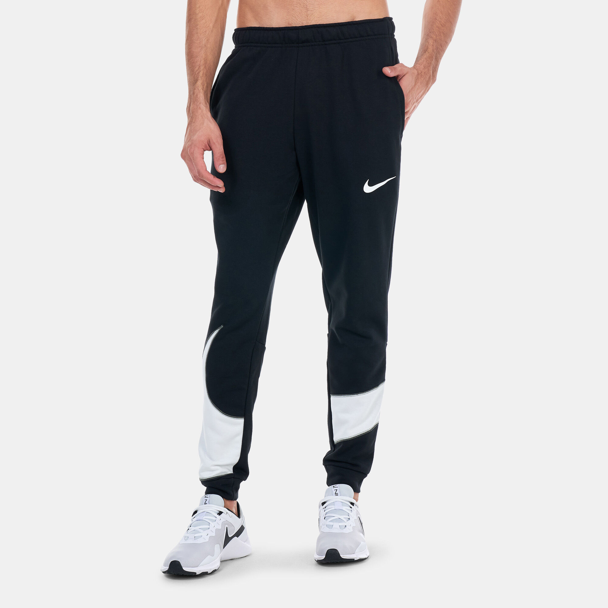 Buy Nike Men s Dri FIT Tapered Training Pants Black in KSA SSS