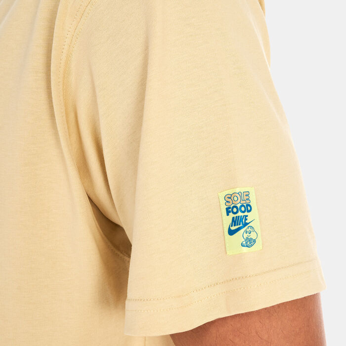 Nike Men's Sportswear Max90 T-Shirt Beige image number 3