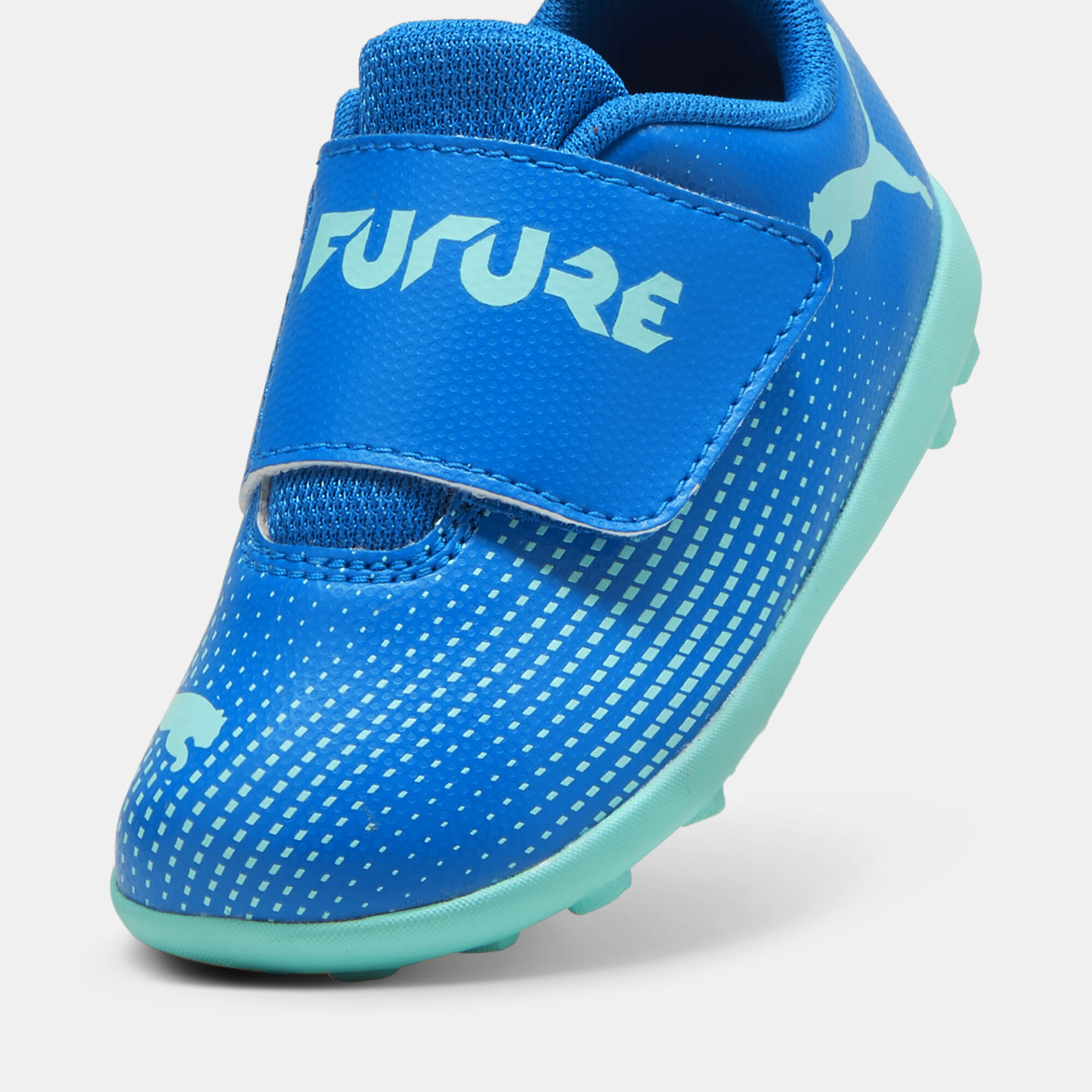Puma kids football shoes clearance