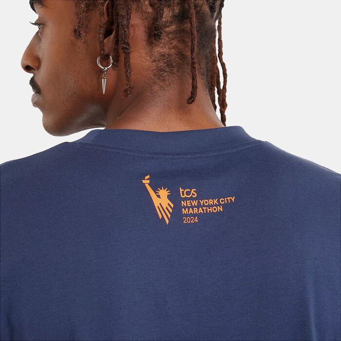 New Balance Men's NYC Marathon Graphic T-Shirt Blue New Balance Men's NYC Marathon Graphic T-Shirt Blue image number 4