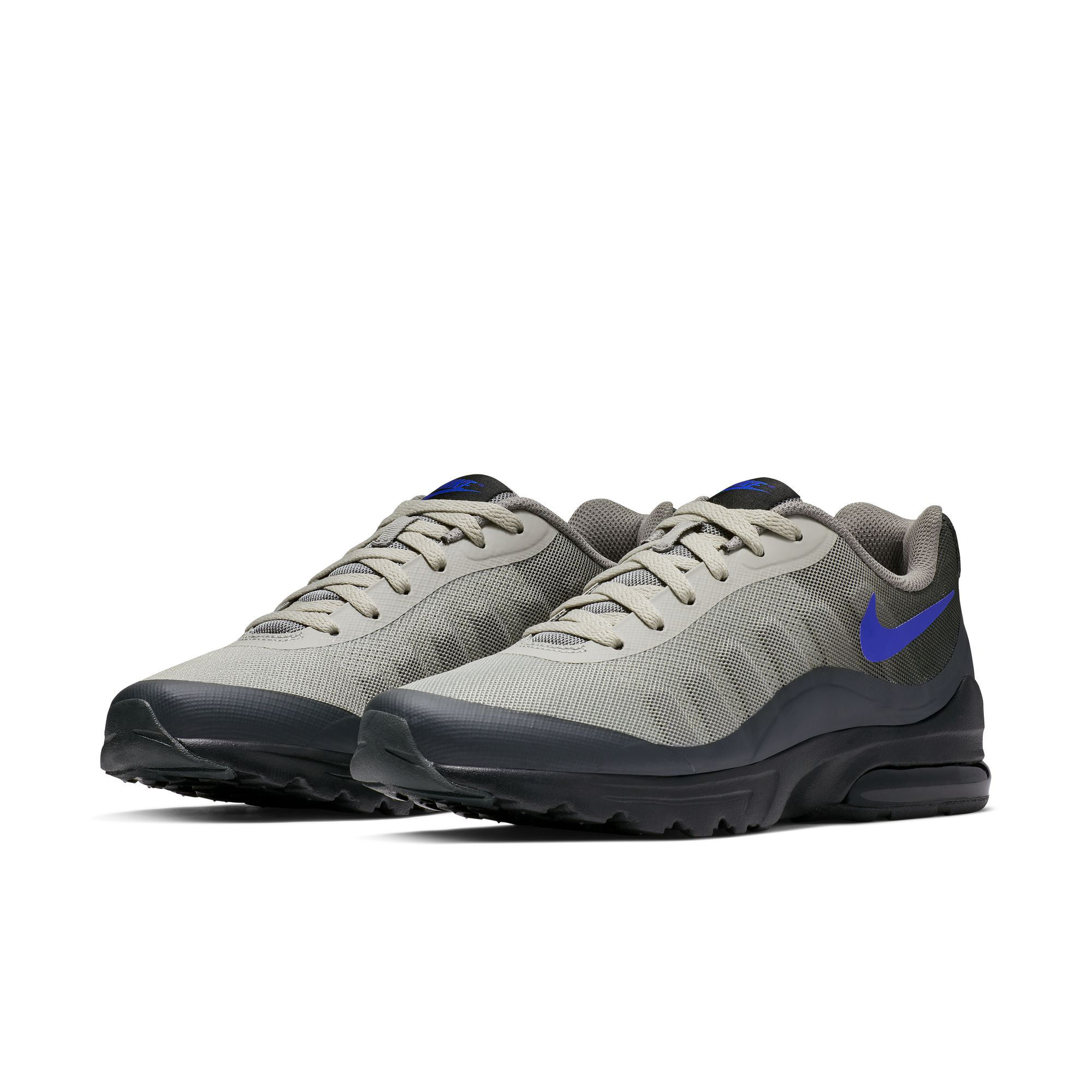 Nike men's air max invigor sneaker sales