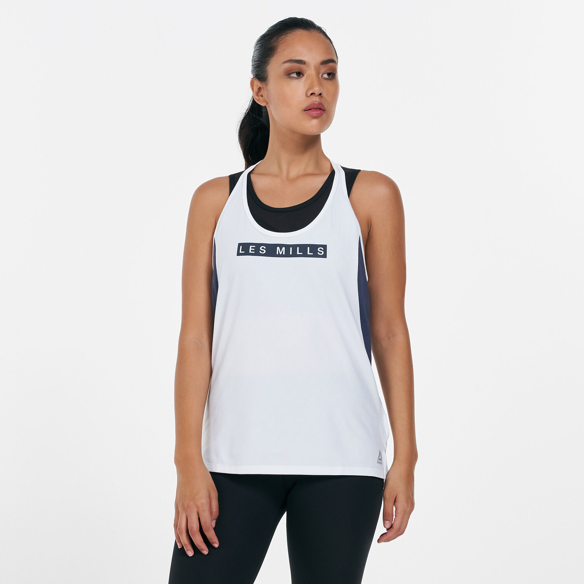 Les mills clothing outlet new arrivals