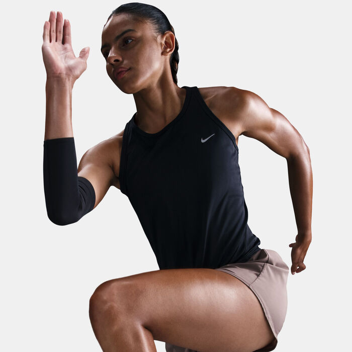 Nike Women's Tempo Dri-FIT Running Tank Top Black Nike Women's Tempo Dri-FIT Running Tank Top Black image number 4
