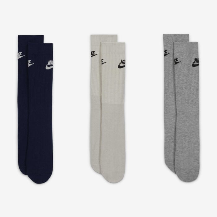 Nike Sportswear Everyday Essential Crew Socks (3 Pairs) Black Nike Sportswear Everyday Essential Crew Socks (3 Pairs) Black image number 1