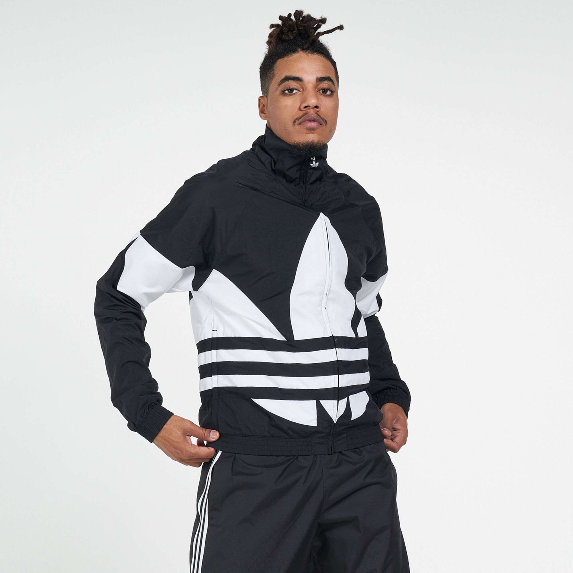 Adidas Big Trefoil Track Jacket Black, Men's Fashion, Coats, Jackets and  Outerwear on Carousell