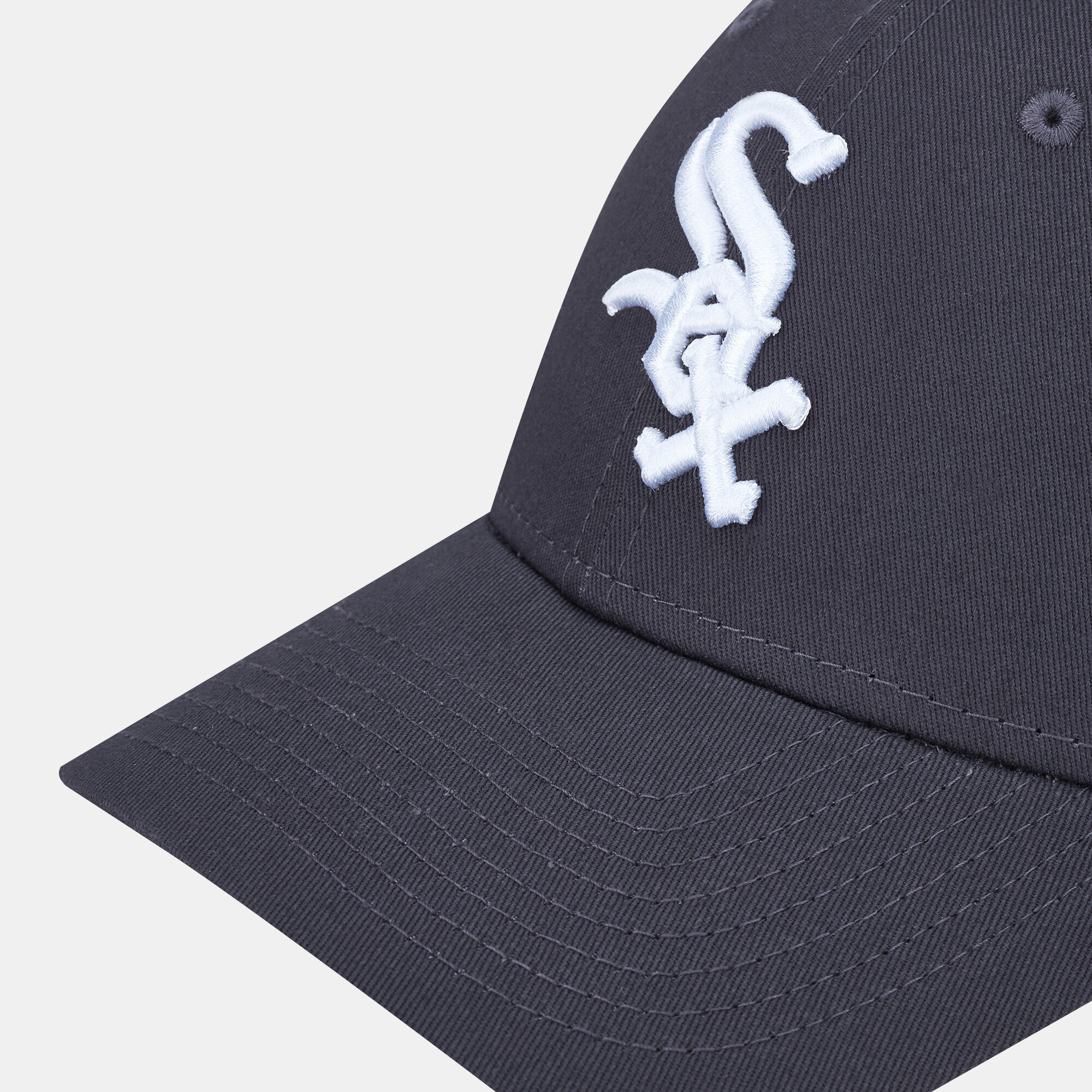 Shop New Era Men's League Essential 9Forty Chicago White Sox