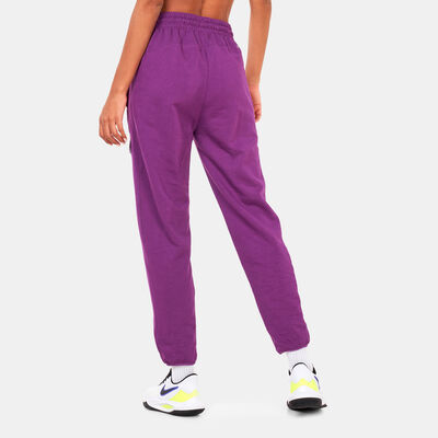 Nike Women's Dri-FIT Swoosh Fly Standard Issue Sweatpants Purple